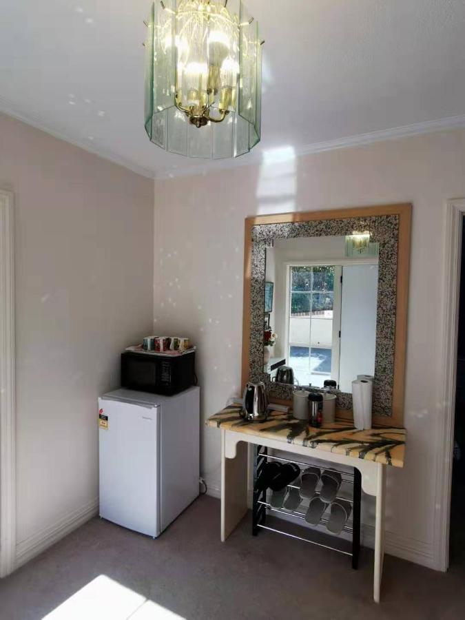 Large Private Room In Modern Stylish House Dunedin Buitenkant foto